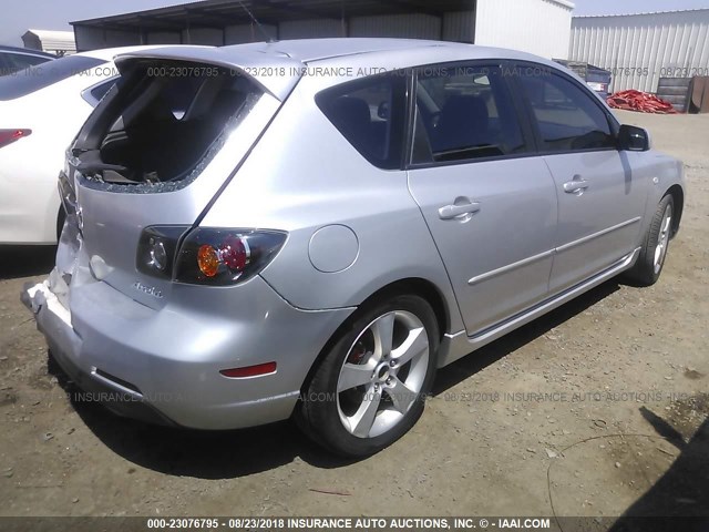 JM1BK143X41146399 - 2004 MAZDA 3 HATCHBACK SILVER photo 4