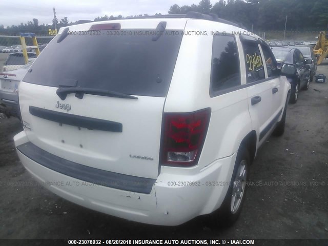 1J4GR48K55C555804 - 2005 JEEP GRAND CHEROKEE LAREDO/COLUMBIA/FREEDOM 白色 照片 4