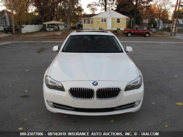 WBAFR7C53DC817433 - 2013 BMW 535 WHITE photo 6