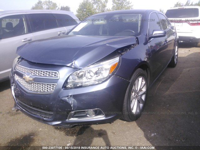 1G11H5SA7DF330990 - 2013 CHEVROLET MALIBU LTZ 蓝色 照片 2