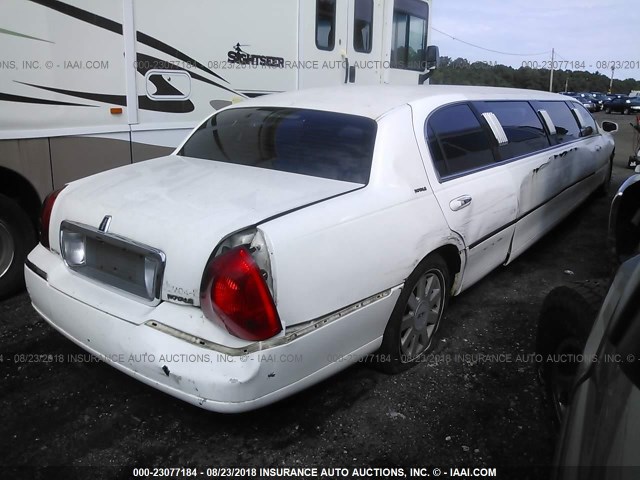 1L1FM88W65Y669014 - 2005 LINCOLN TOWN CAR EXECUTIVE WHITE photo 4