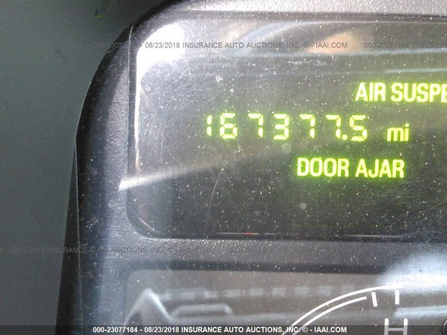 1L1FM88W65Y669014 - 2005 LINCOLN TOWN CAR EXECUTIVE WHITE photo 7