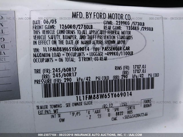 1L1FM88W65Y669014 - 2005 LINCOLN TOWN CAR EXECUTIVE WHITE photo 9