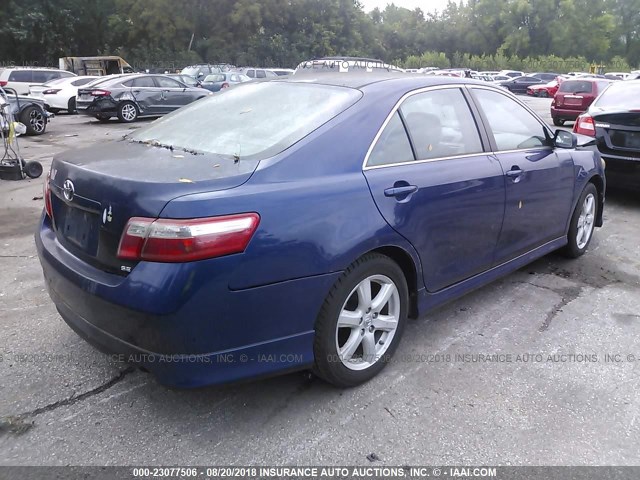 4T1BE46K59U305926 - 2009 TOYOTA CAMRY SE/LE/XLE BLUE photo 4