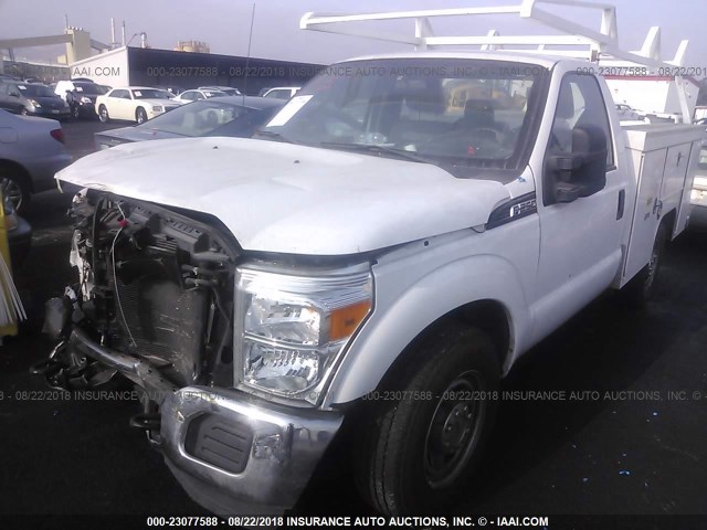 1FDBF2A64GEA94074 - 2016 FORD F250 SUPER DUTY WHITE photo 2