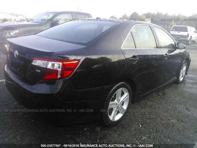 4T1BF1FK6EU740654 - 2014 TOYOTA CAMRY L/SE/LE/XLE Qara foto 4