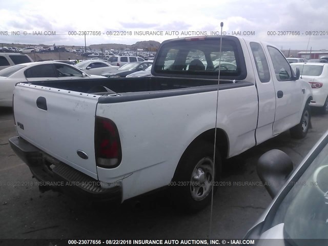 2FTRX17W14CA99607 - 2004 FORD F-150 HERITAGE CLASSIC WHITE photo 4