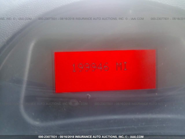 2G2WP522051335714 - 2005 PONTIAC GRAND PRIX Білий фото 7