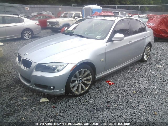 WBAPK5G57BNN31321 - 2011 BMW 328 XI SULEV SILVER photo 2