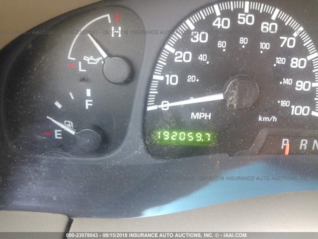 5LMPU28A3XLJ33140 - 1999 LINCOLN NAVIGATOR TAN photo 7