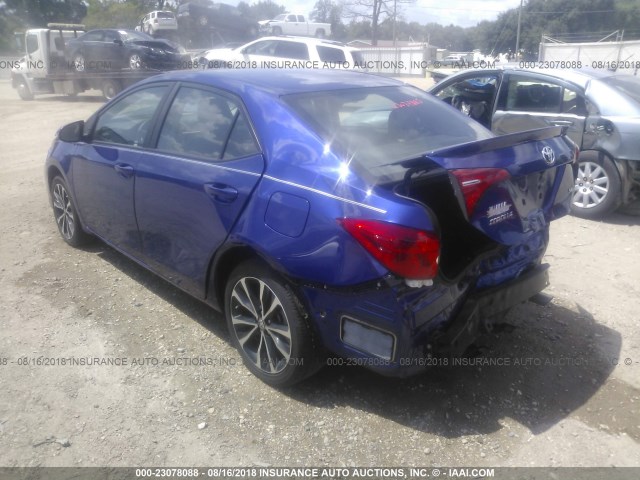 5YFBURHE9JP771842 - 2018 TOYOTA COROLLA L/LE/XLE/SE/XSE BLUE photo 3