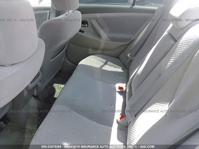 4T4BE46K69R090837 - 2009 TOYOTA CAMRY SE/LE/XLE WHITE photo 8