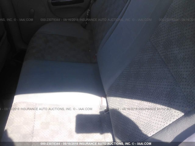 KL1TD52625B336512 - 2005 CHEVROLET AVEO LS WHITE photo 8