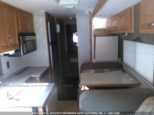 5B4MP67G473422712 - 2007 WORKHORSE CUSTOM CHASSIS MOTORHOME CHASSIS W22 Unknown photo 8