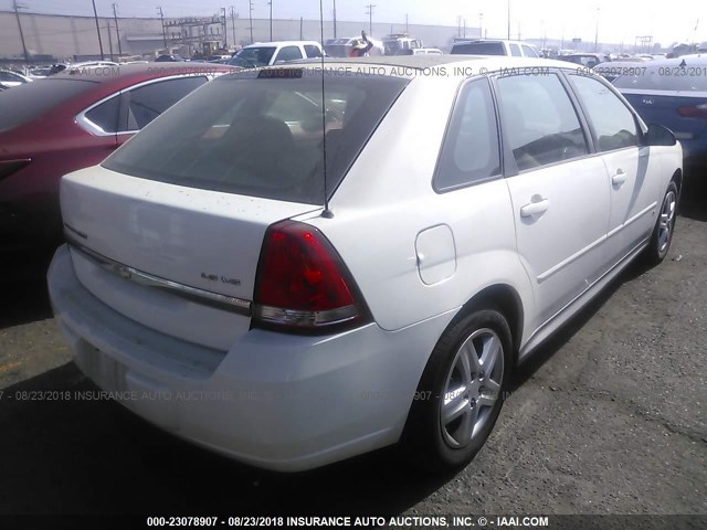 1G1ZS61826F292452 - 2006 CHEVROLET MALIBU MAXX LS WHITE photo 4