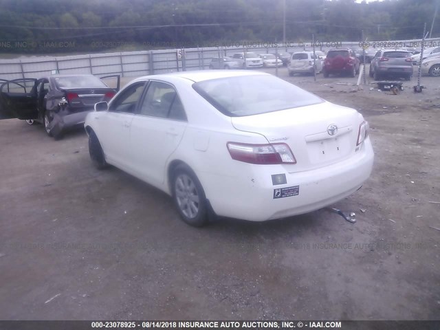 JTNBB46K673016517 - 2007 TOYOTA CAMRY NEW GENERAT HYBRID WHITE photo 3