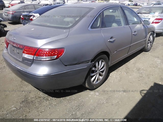 KMHFC46F26A056041 - 2006 HYUNDAI AZERA SE/LIMITED SILVER photo 4