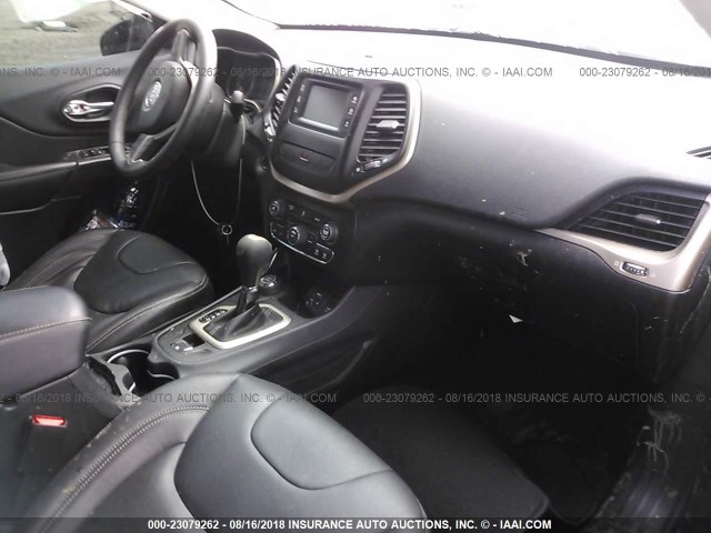 1C4PJMCS4EW137981 - 2014 JEEP CHEROKEE LATITUDE GRAY photo 5