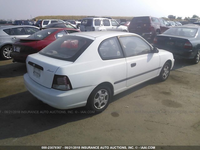 KMHCF35G51U100720 - 2001 HYUNDAI ACCENT WHITE photo 4