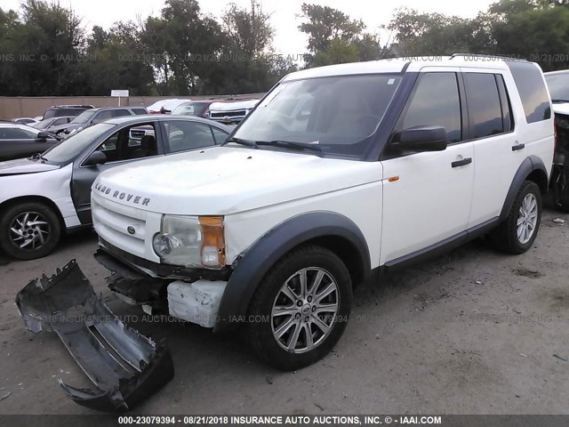 SALAE25498A459040 - 2008 LAND ROVER LR3 SE WHITE photo 2