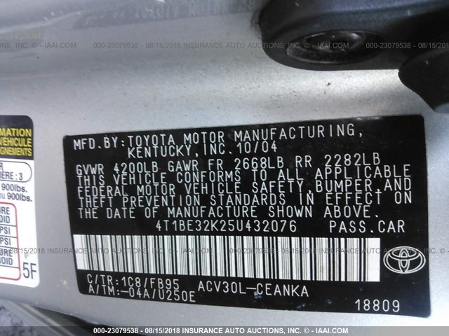 4T1BE32K25U432076 - 2005 TOYOTA CAMRY LE/XLE/SE 银色 照片 9