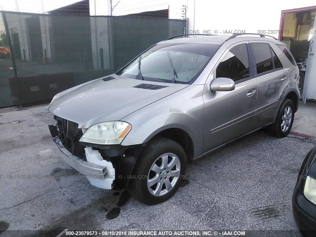 4JGBB86E26A070604 - 2006 MERCEDES-BENZ ML 350 BEIGE photo 2