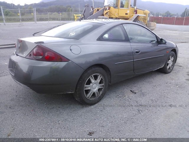 1ZWFT61L625608813 - 2002 MERCURY COUGAR V6/SPORT GRAY photo 4