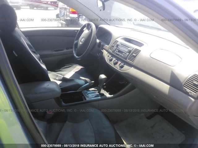 4T1BE32K02U543432 - 2002 TOYOTA CAMRY LE/XLE/SE Mavi foto 5