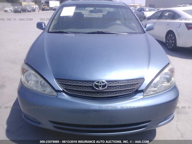 4T1BE32K02U543432 - 2002 TOYOTA CAMRY LE/XLE/SE Mavi foto 6