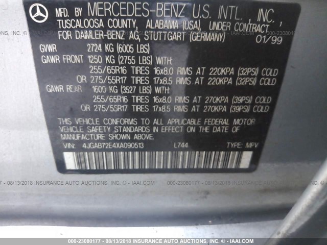 4JGAB72E4XA090513 - 1999 MERCEDES-BENZ ML 430 银色 照片 9