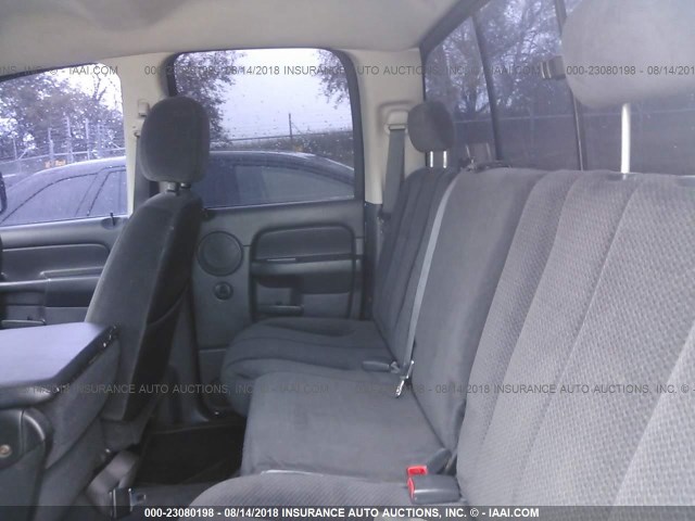 3D7KU28C14G262012 - 2004 DODGE RAM 2500 ST/SLT 黑色 照片 8