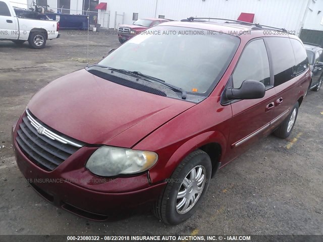 2C4GP54L05R497494 - 2005 CHRYSLER TOWN & COUNTRY  RED photo 2
