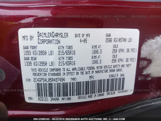 2C4GP54L05R497494 - 2005 CHRYSLER TOWN & COUNTRY  RED photo 9