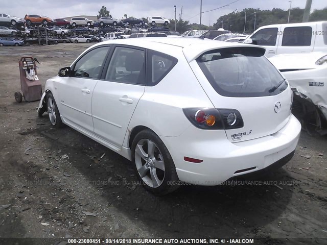 JM1BK343561508220 - 2006 MAZDA 3 HATCHBACK WHITE photo 3