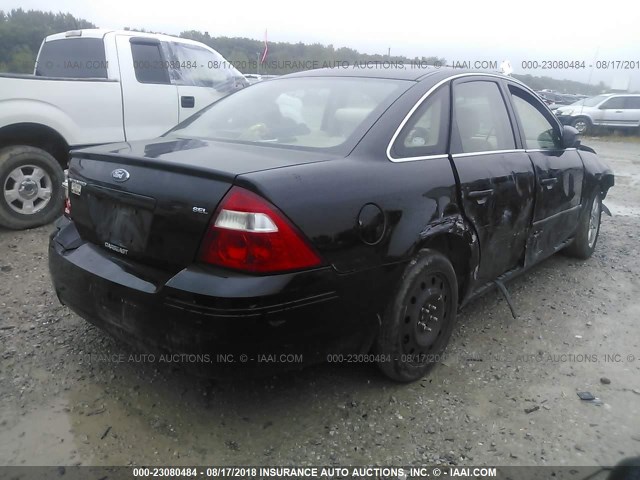 1FAFP24135G110176 - 2005 FORD FIVE HUNDRED SEL BLACK photo 4