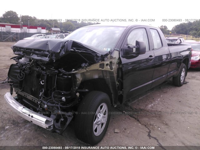 5TFCY5F10JX023774 - 2018 TOYOTA TUNDRA DOUBLE CAB SR/SR5 BLACK photo 2