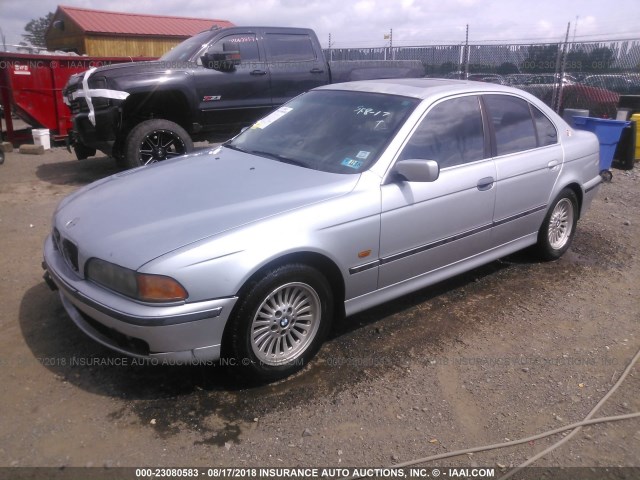 WBADE6323WBW63124 - 1998 BMW 540 I AUTOMATIC SILVER photo 2