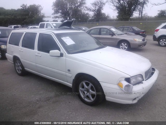 YV1LW56D5X2571544 - 1999 VOLVO V70 GLT WHITE photo 1