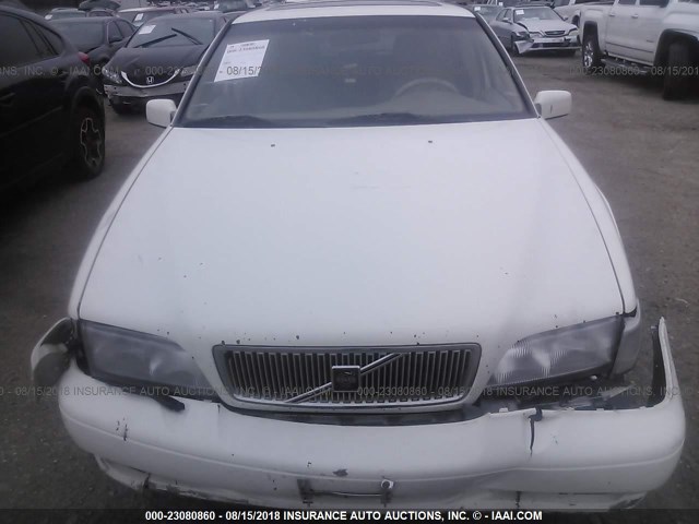 YV1LW56D5X2571544 - 1999 VOLVO V70 GLT WHITE photo 10