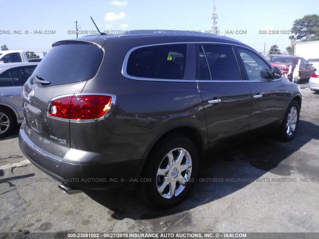 5GALRCED6AJ115828 - 2010 BUICK ENCLAVE CXL GRAY photo 4