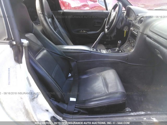 JM1NB3538Y0152463 - 2000 MAZDA MX-5 MIATA LS WHITE photo 5