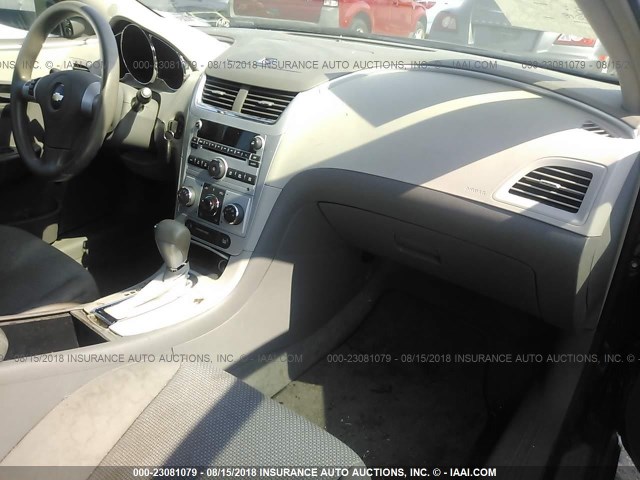 1G1ZG57B79F242522 - 2009 CHEVROLET MALIBU LS Mavi foto 5
