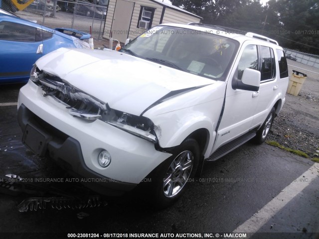 5LMEU88H85ZJ31434 - 2005 LINCOLN AVIATOR 白色 照片 2