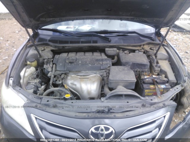4T4BF3EK4BR093637 - 2011 TOYOTA CAMRY SE/LE/XLE 灰色 照片 10