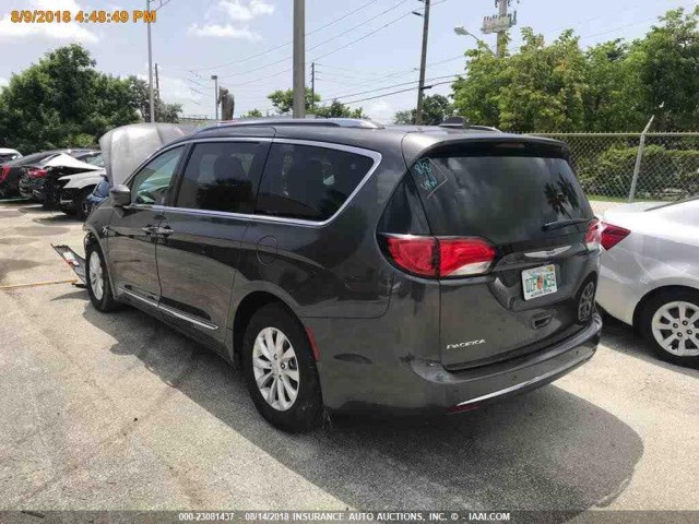 2C4RC1BG1JR210886 - 2018 CHRYSLER PACIFICA TOURING L GRAY photo 15