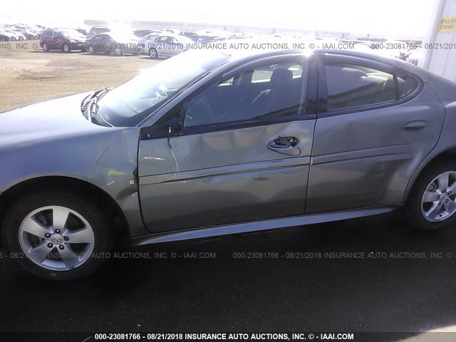 2G2WP552171123080 - 2007 PONTIAC GRAND PRIX GRAY photo 6