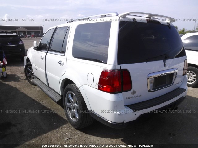 5LMFU27536LJ21617 - 2006 LINCOLN NAVIGATOR Beyaz fotoğraf 3