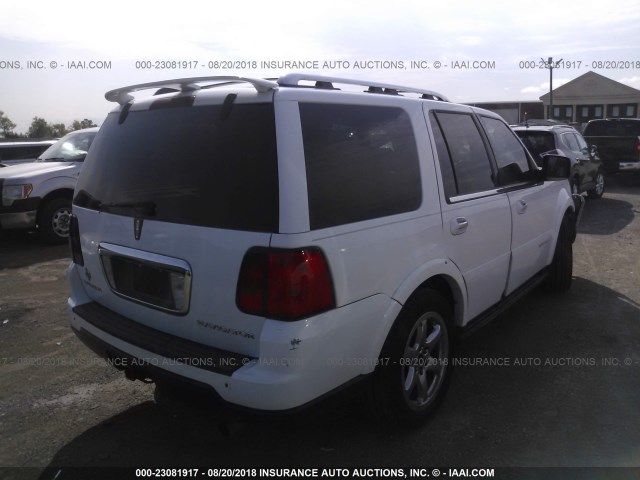 5LMFU27536LJ21617 - 2006 LINCOLN NAVIGATOR Beyaz fotoğraf 4