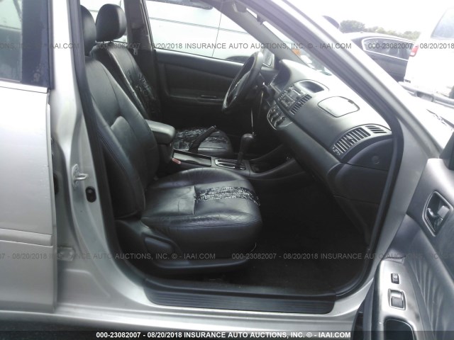 4T1BE32K03U198307 - 2003 TOYOTA CAMRY LE/XLE/SE Gümüş foto 5