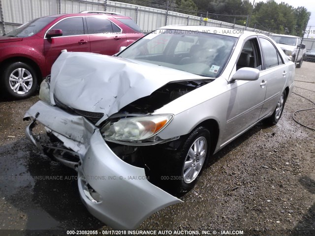 JTDBF30K420047349 - 2002 TOYOTA CAMRY LE/XLE/SE Gümüş foto 2